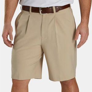 Q BY HAGGAR MENS BIEGE SHORTS 42